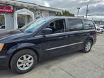 Chrysler Town & Country 2011 - Thumbnail 2