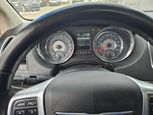 Chrysler Town & Country 2011 - Thumbnail 7