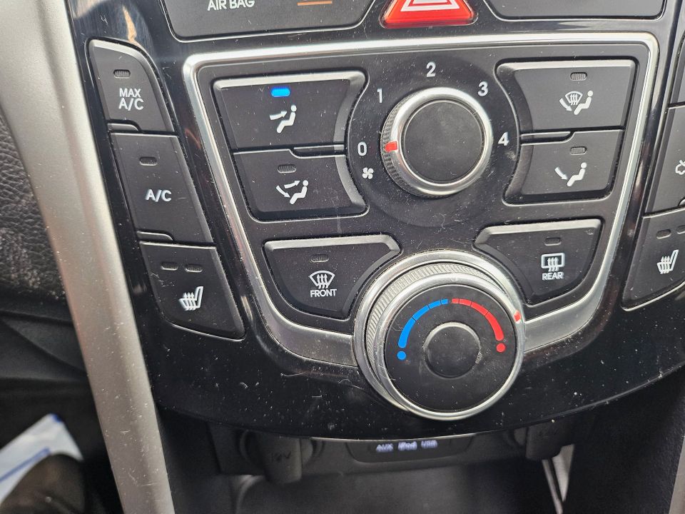 Hyundai Elantra GT 2015 - Image 11