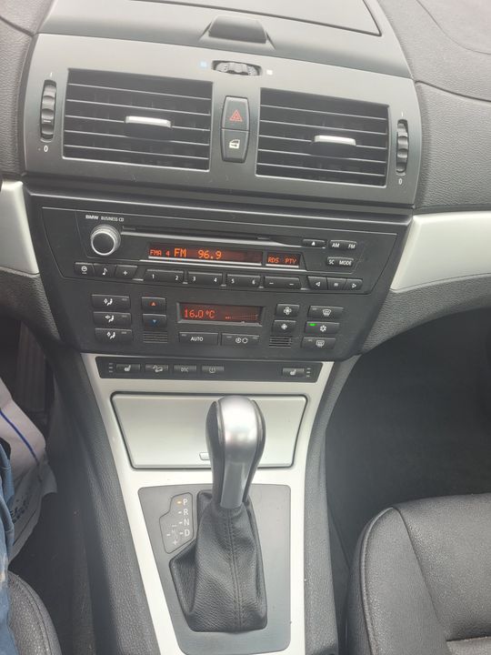 BMW X3 2010 - Image 7