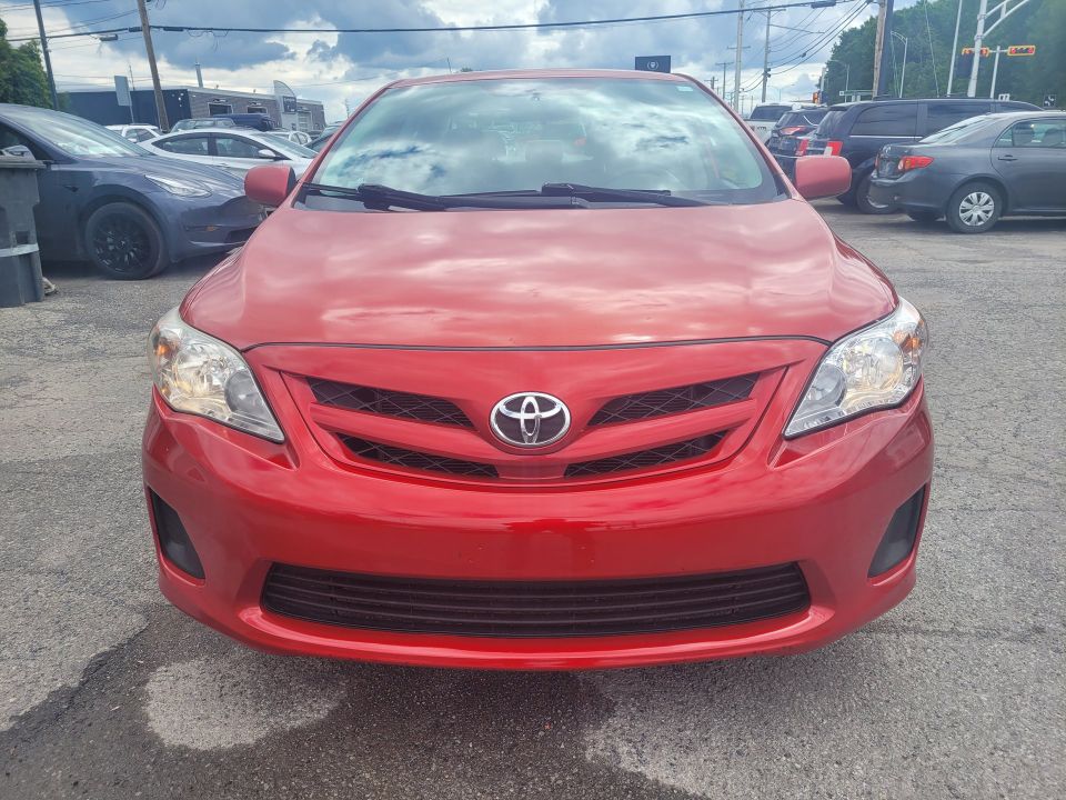 Toyota Corolla 2012 - Image 1