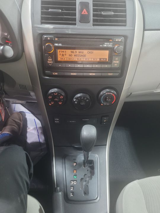 Toyota Corolla 2012 - Image 8