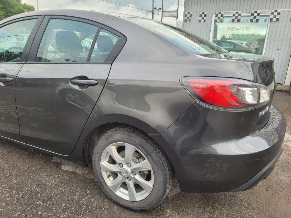 Mazda Mazda3 2011 - Image 5
